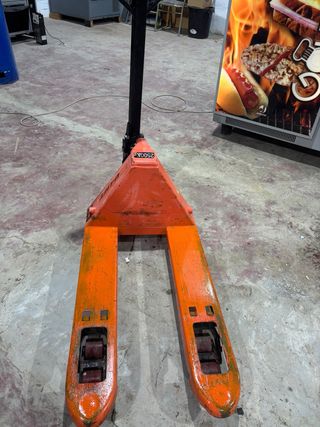 Traspaleta corta 2500kg