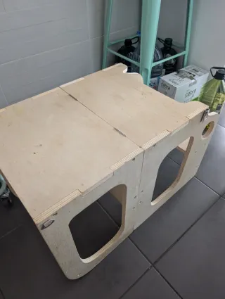 Torre aprendizaje convertible  en madera natural