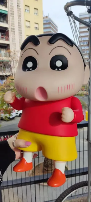 Figura Shin Chan Escala Real Articulada