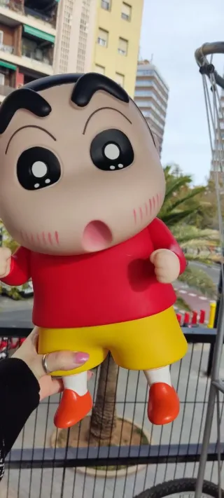 Figura Shin Chan Escala Real Articulada