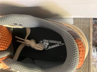 New Balance 990v6 x Carhartt Marrón Verde