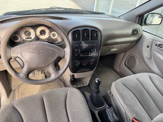 CHRYSLER Grand Voyager LX 2.5 CRD