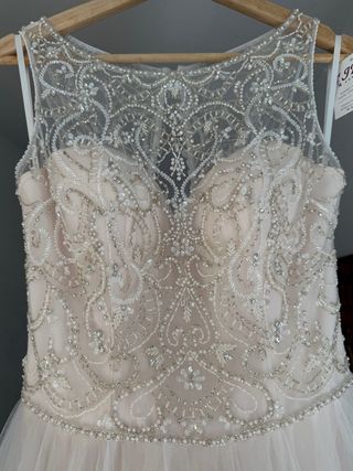 Vestido de Novia Fara Sposa Talla 42 nuevo
