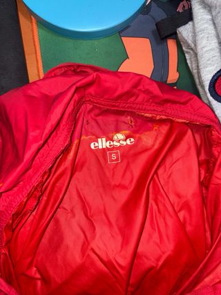 Cortavientos Ellesse Rojo