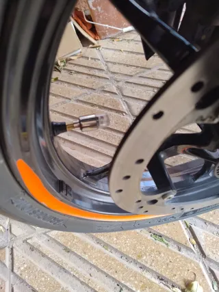 Tapón de válvula con luz LED