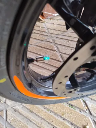 Tapón de válvula con luz LED