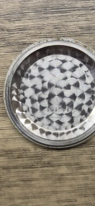 2 Relojes de Pulsera Titus. automaticoy cuerda