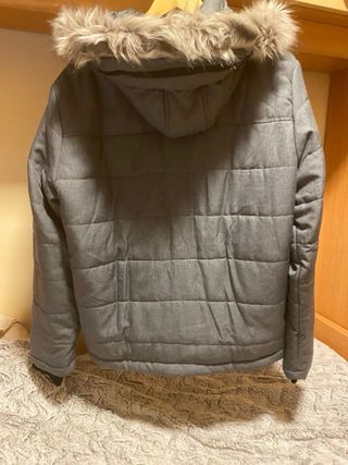 Chaquetón hombre con pelo capucha
