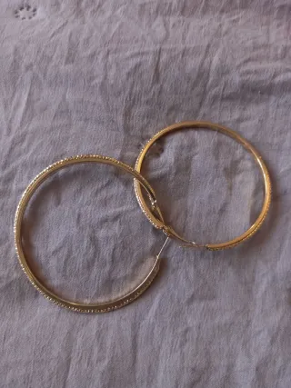 Orecchini a cerchio dorati