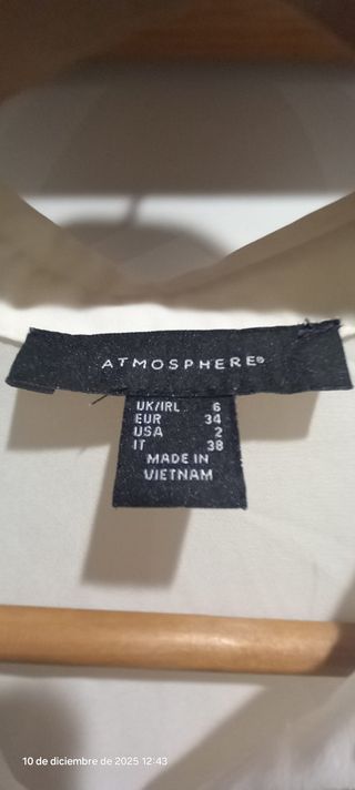 Blusa blanca Atmosphere Talla M