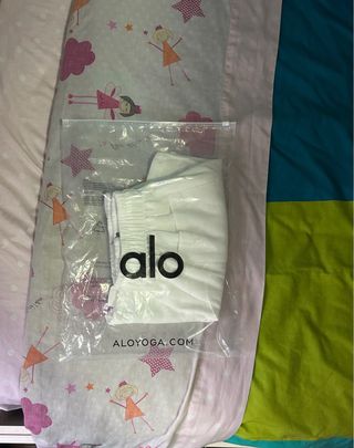 Alo Yoga Shorts Blancos Talla S Nuevos