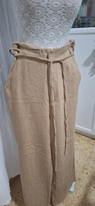 Pantalón stradivarius