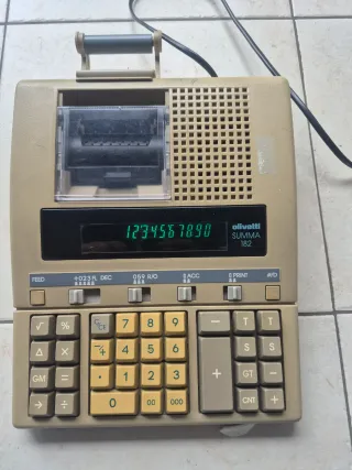 Calcolatrice Olivetti Summa 182