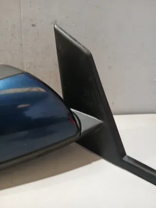 Retrovisor Derecho Mitsubishi Colt 2005