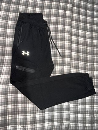 Conjunto deportivo Under Armour negro