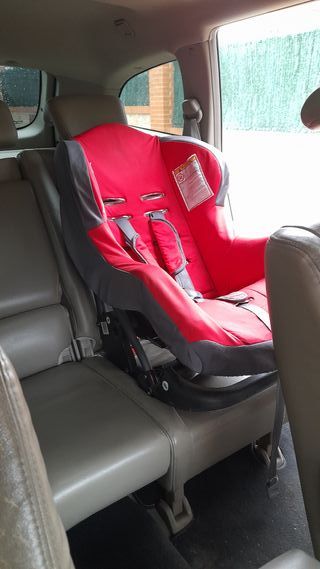 Silla Auto Chico 0-18 Kgs Roja