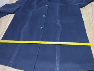 Abrigo azulón moderno