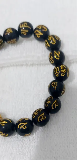 Pulsera Feng Shui Negra y Dorada