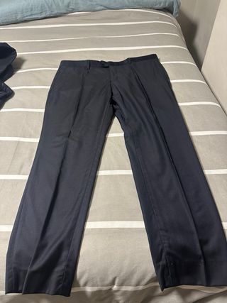 Traje Massimo Dutti Negro y Rojo