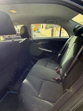 Toyota Corolla 2007 177.000 km gasolina