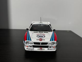 Lancia 037 1:18 Martini Racing