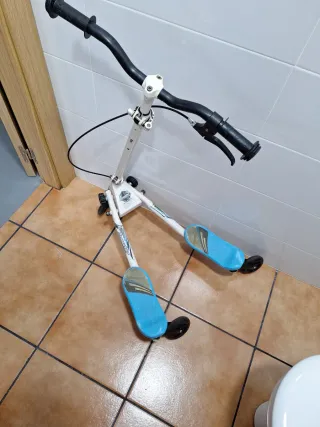 Patinete 3 ruedas azul espeede