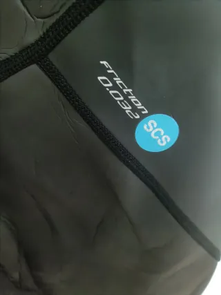 Traje Neopreno Speedo Negro Talla XL