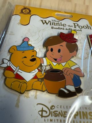 Set de pines Disney Winnie the Pooh 25 Aniversario