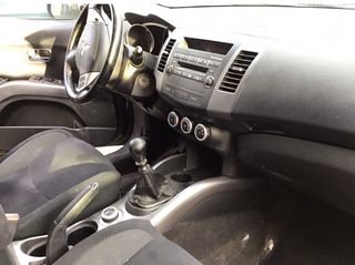 Mitsubishi Outlander 2007