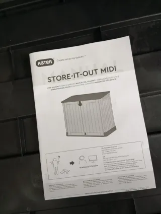 Arcón baúl de plástico negro