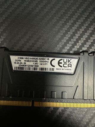 Corsair RAM DDR4 8GB#591686