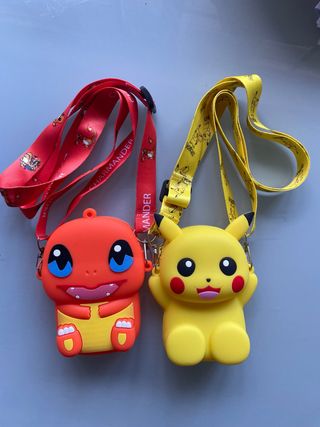 Lote 2 Bolsitos Pokémon Charmander y Pikachu
