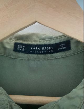 Camisa verde militar Zara M