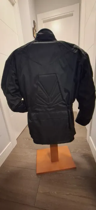 Chaqueta de moto negra