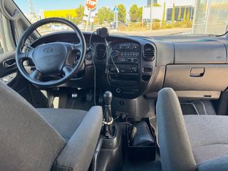 HYUNDAI H-1 2.5 CRDi