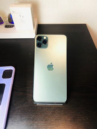 iPhone 11 Pro Max 256GB Verde/Dorado