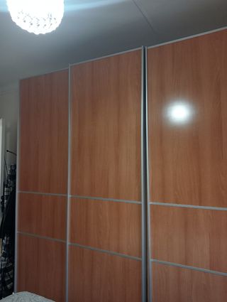 Armario grande madera y metal