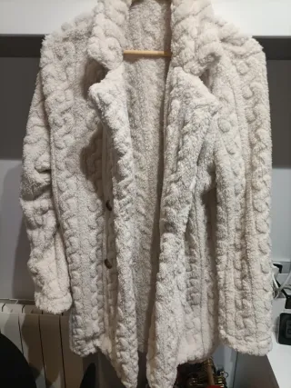 Abrigo pelo suave SHEIN LUNE beige