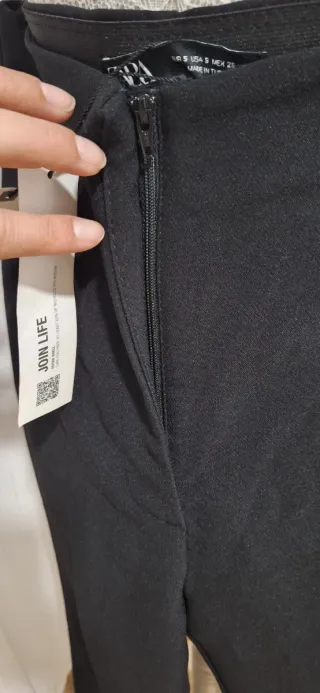 Pantalón Zara