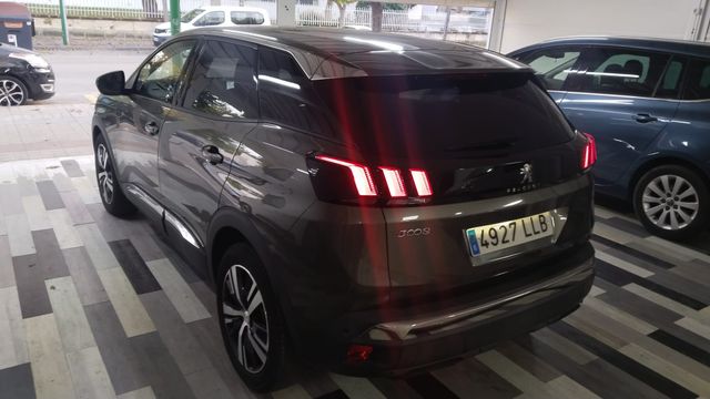 PEUGEOT 3008 1.5 BlueHDi 130CV SS ALLURE PacK