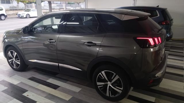 PEUGEOT 3008 1.5 BlueHDi 130CV SS ALLURE PacK
