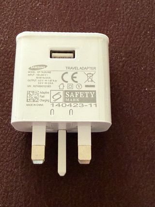 Cargador Samsung UK Adaptative Fast Charging