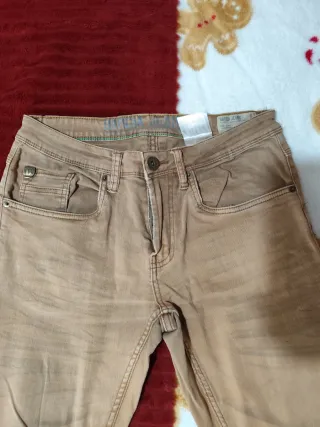 Pantalones marrones talla 42