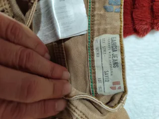 Pantalones marrones talla 42