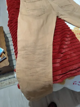 Pantalones marrones talla 42