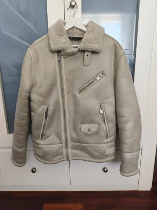 Chaqueta Zara efecto piel borreguito