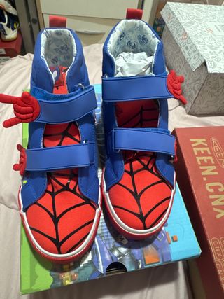 Zapatos Spiderman Talla 35 Nuevos