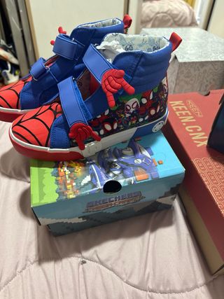 Zapatos Spiderman Talla 35 Nuevos