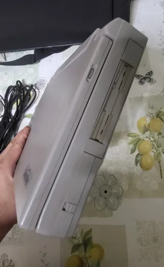 Portatile Toshiba Satellite 210CS con accessori