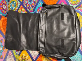 Bolso National Geographic Piel Negro